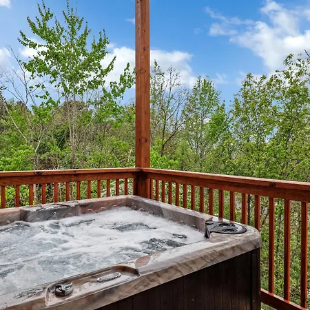 Location You Are My Sunshine Is A 2 Bed 2 Bath Brand New Log Cabin In The Heart Of Pigeon Forge